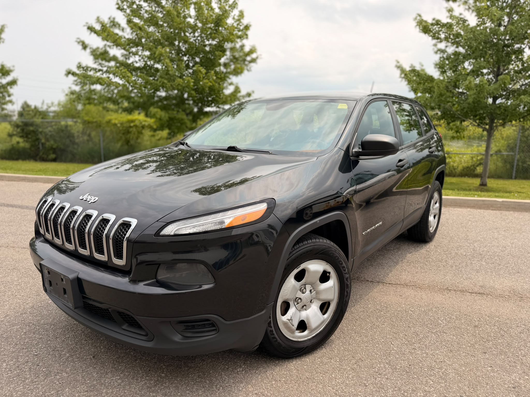 2014 JEEP CHEROKEE SPORT AWD
